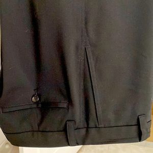 HUGO dress pants black. 38x32. 98 percent wool 2 percent elastase.